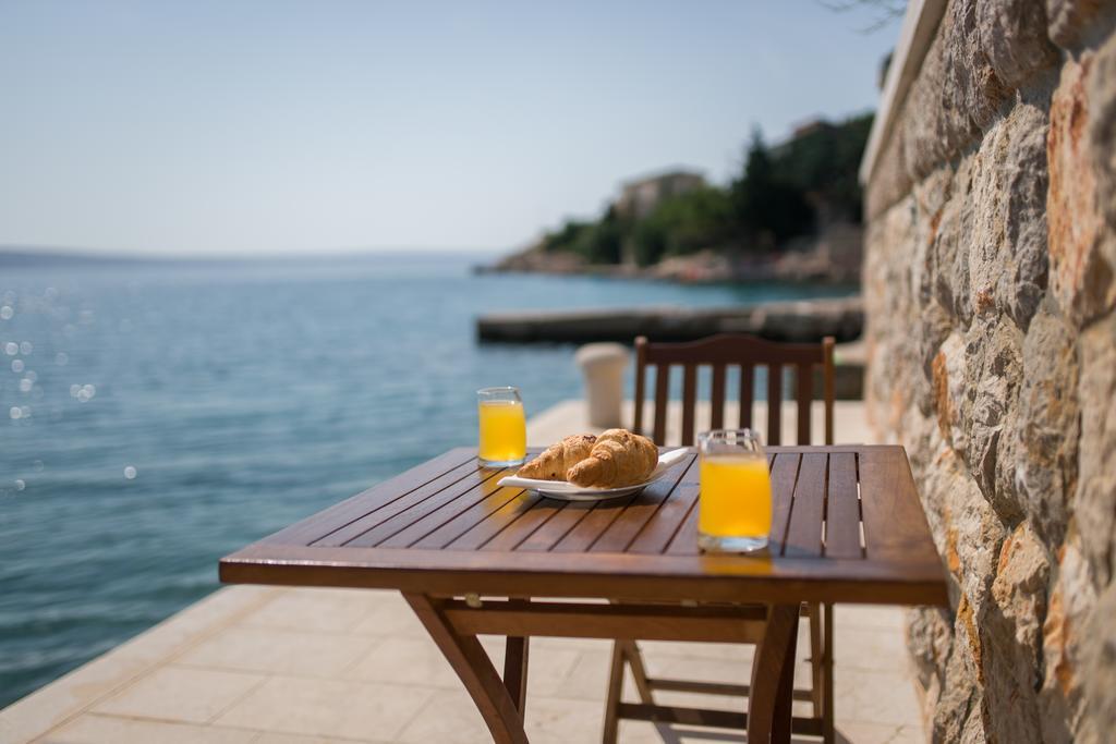 Seaside Apartment Baric Draga Exterior photo