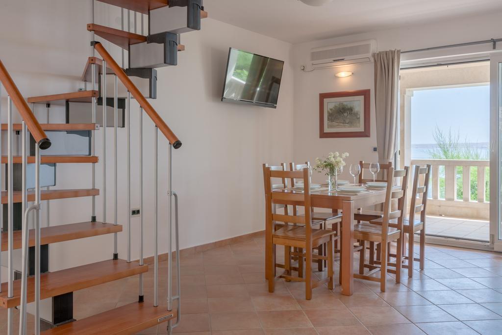 Seaside Apartment Baric Draga Exterior photo