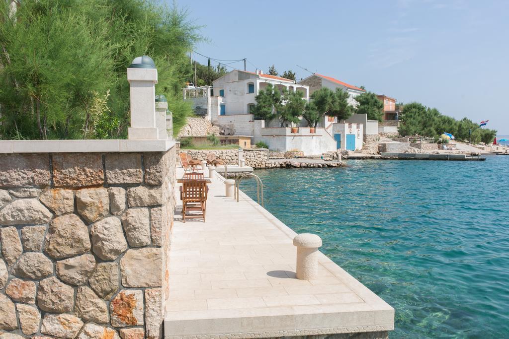Seaside Apartment Baric Draga Exterior photo